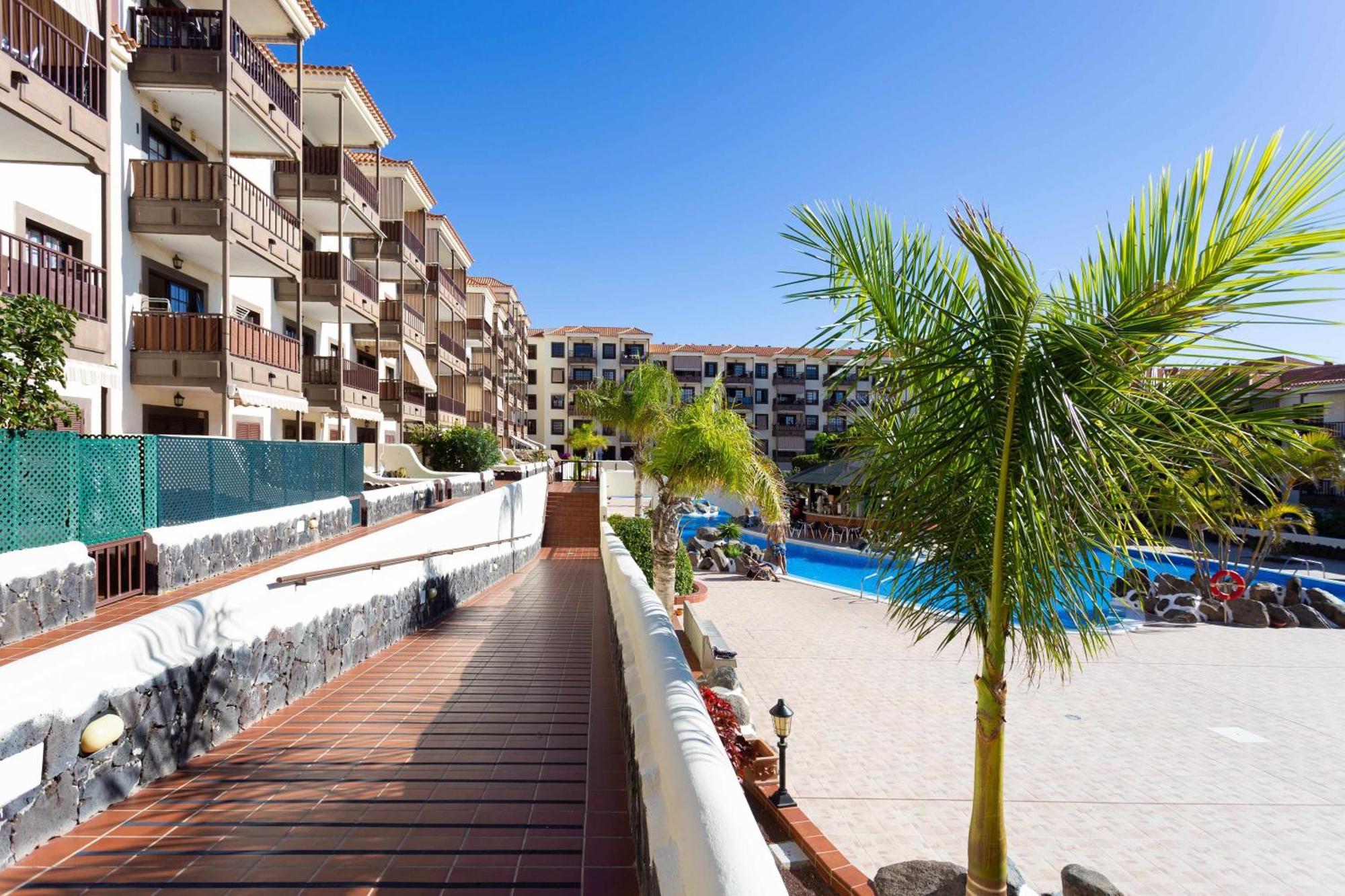 Ferienwohnung Agradable Piso Con Piscina & Playa Terraza Y Wifi Costa Del Silencio Exterior foto